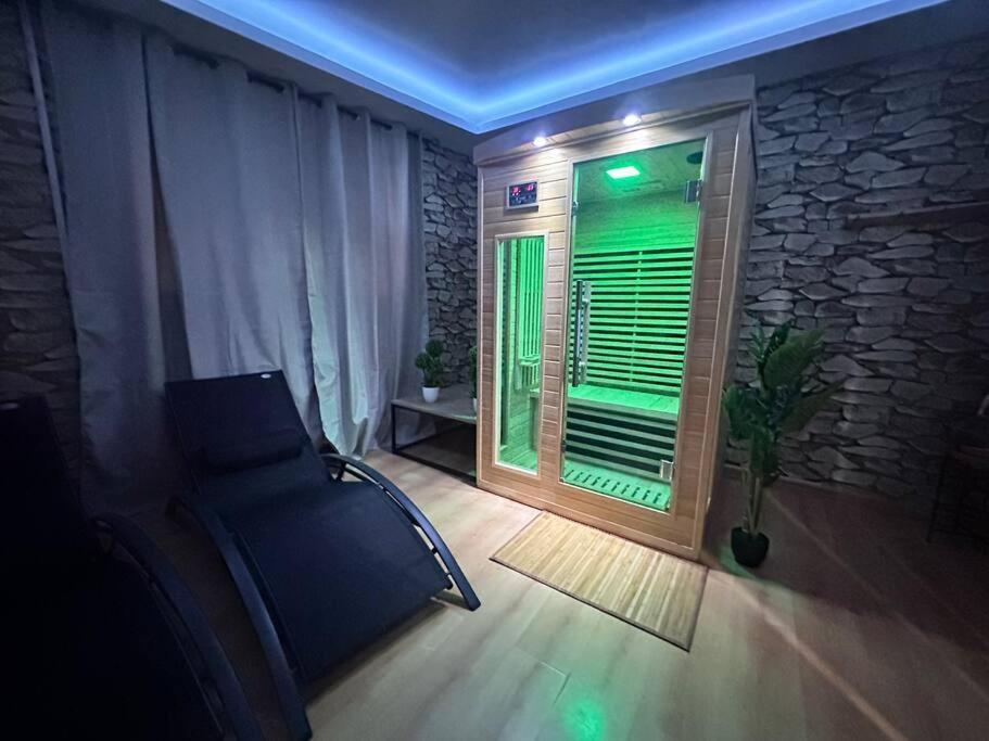 E Servagnat T3 Luxe Avec Sauna Jacuzzi Et Hammam Epernay Exterior photo
